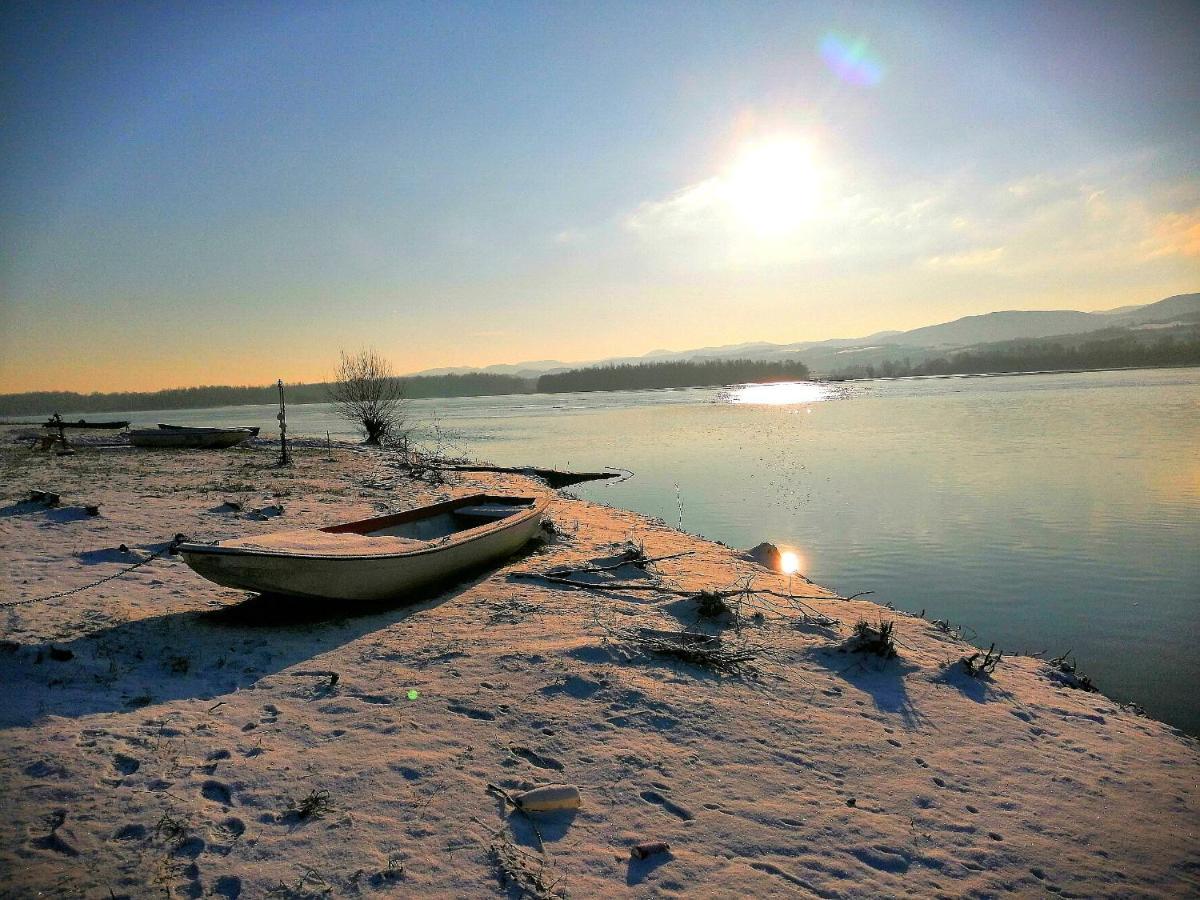 Danube Fairy Villa Futog ภายนอก รูปภาพ
