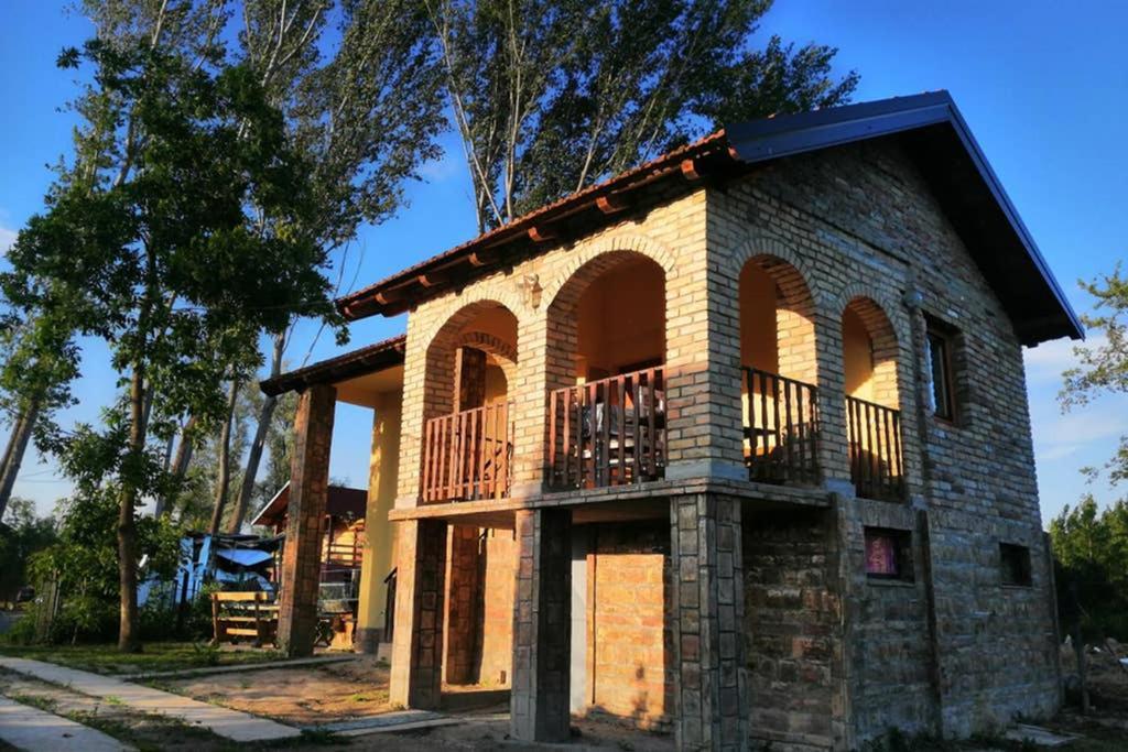 Danube Fairy Villa Futog ภายนอก รูปภาพ